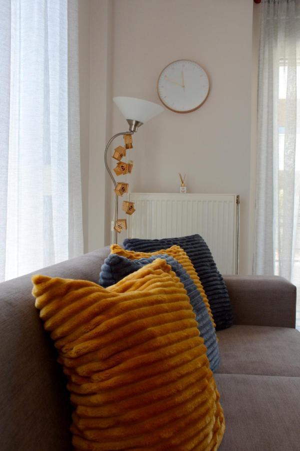 M Place Apartment Palio Limani