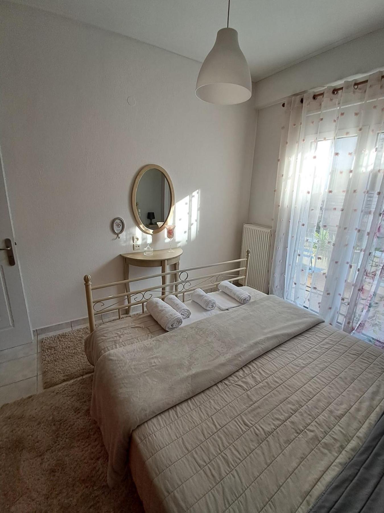 M Place Apartment *